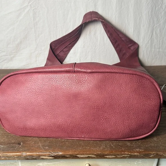 Chic Burgundy Leather Hobo Bag - Picture 5 of 8